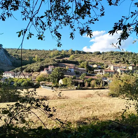 Casa Manuel Y Ana Maria. Llombera