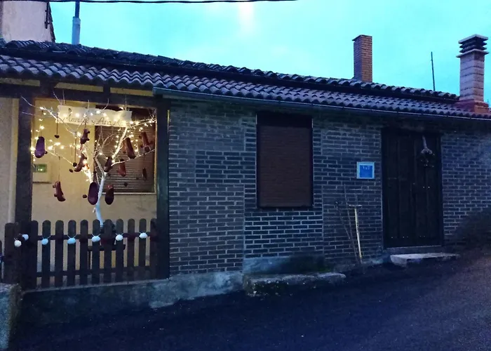 Casa Manuel Y Ana Maria. Nyaraló Llombera