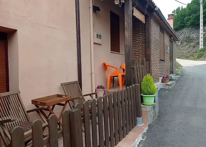 Nyaraló Casa Manuel Y Ana Maria. Llombera